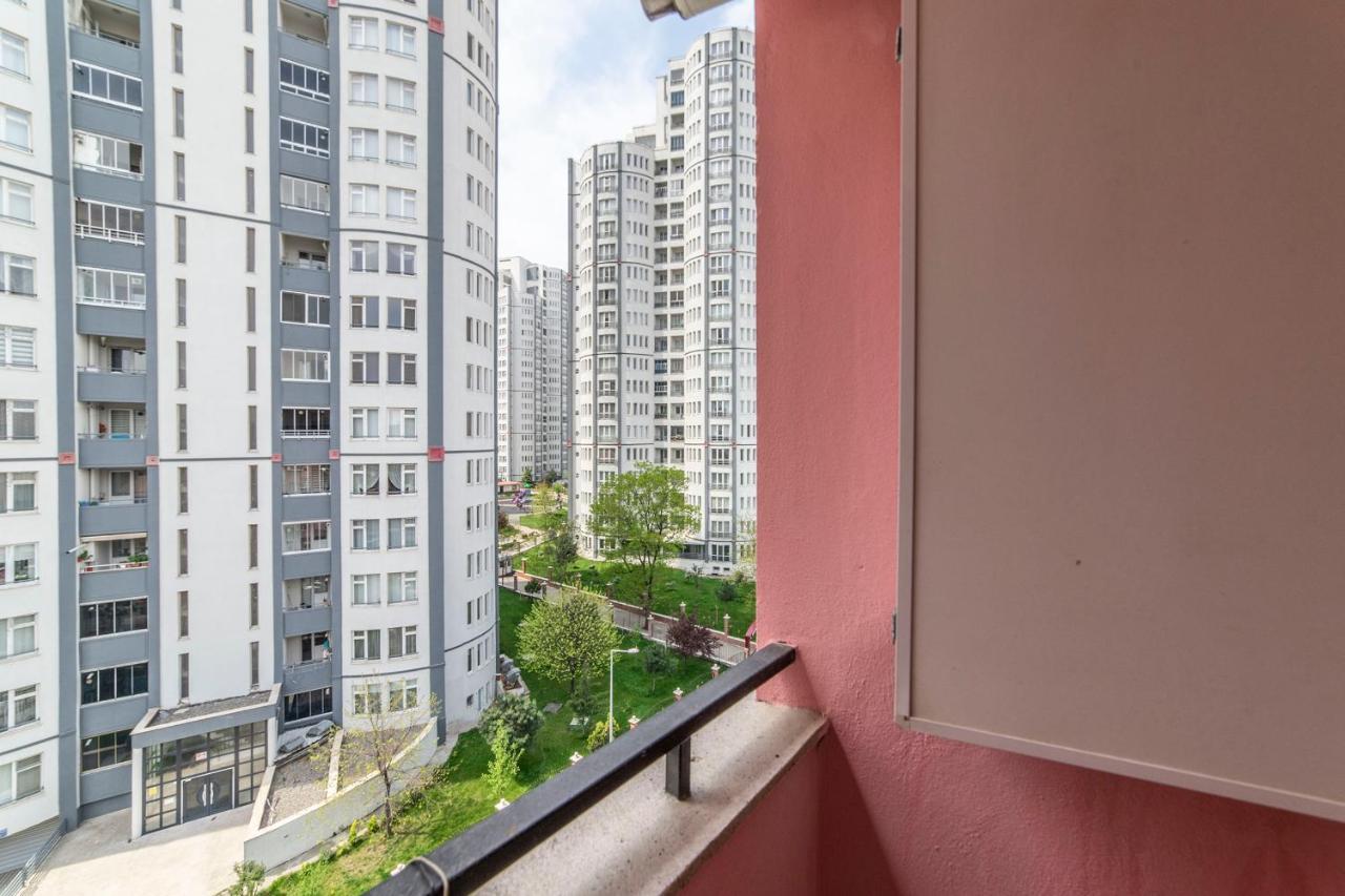 Centrally Located 2 Bedroom Apt With Netflix Bursa Exteriör bild