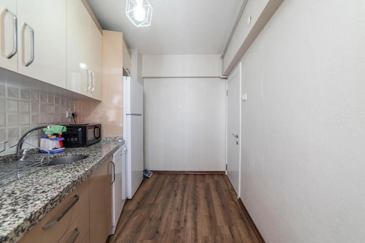 Centrally Located 2 Bedroom Apt With Netflix Bursa Exteriör bild