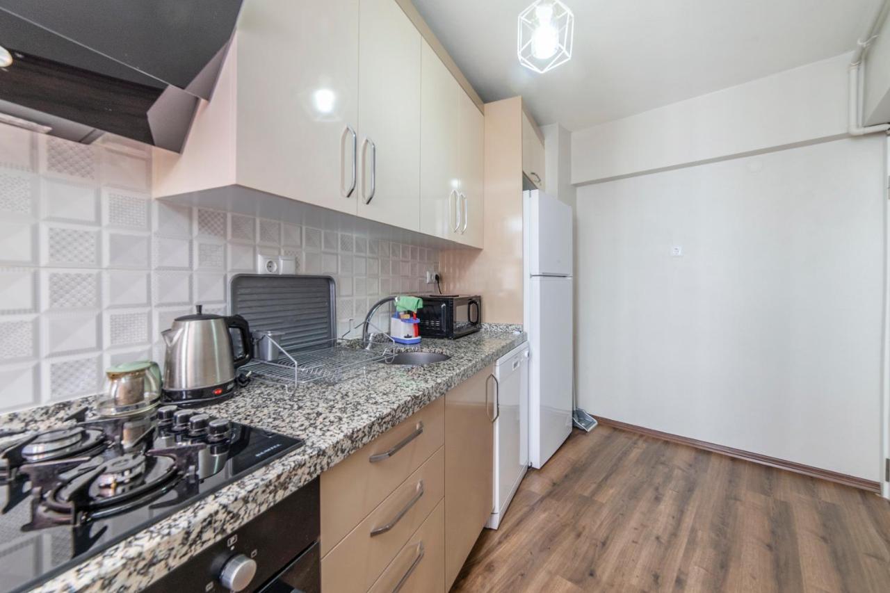 Centrally Located 2 Bedroom Apt With Netflix Bursa Exteriör bild